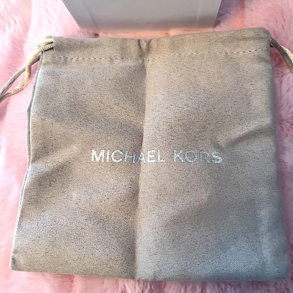 Michael Kors Rose Gold Open Heart/MK Logo/Pave’ Crystal Stud Earrings w/Dust Bag - Picture 12 of 14